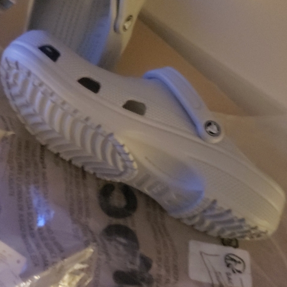 Crocs - Picture 3 of 4